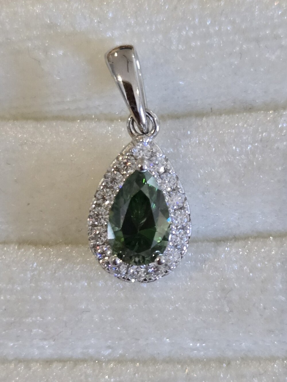 1.3 Ctw Emerald Green Moissanite Pear Teardrop Halo Pendant